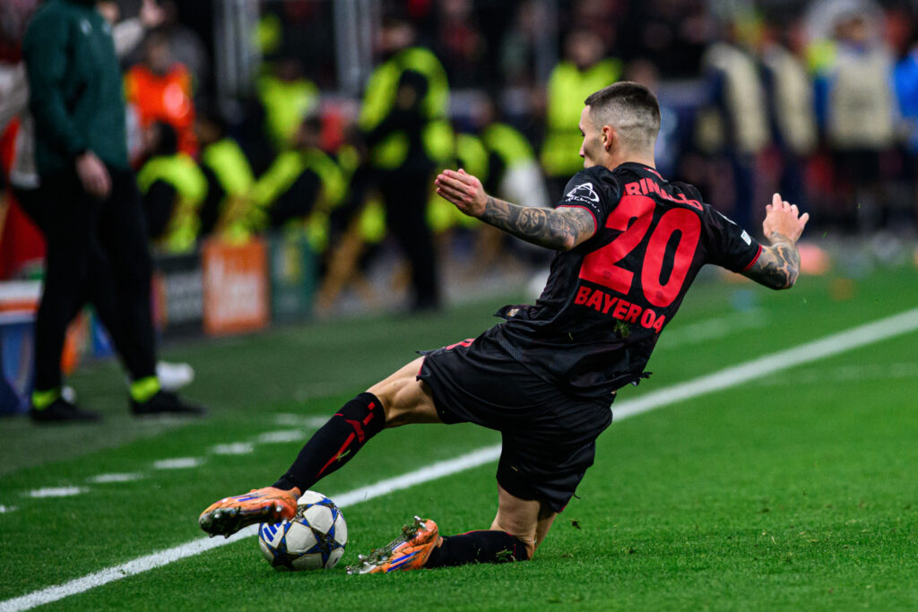 Grimaldo - Leverkusen